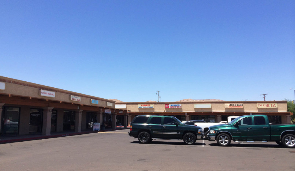 R&G commercial real estate retail leasing at 820 Indian School, Phoenix, AZ
