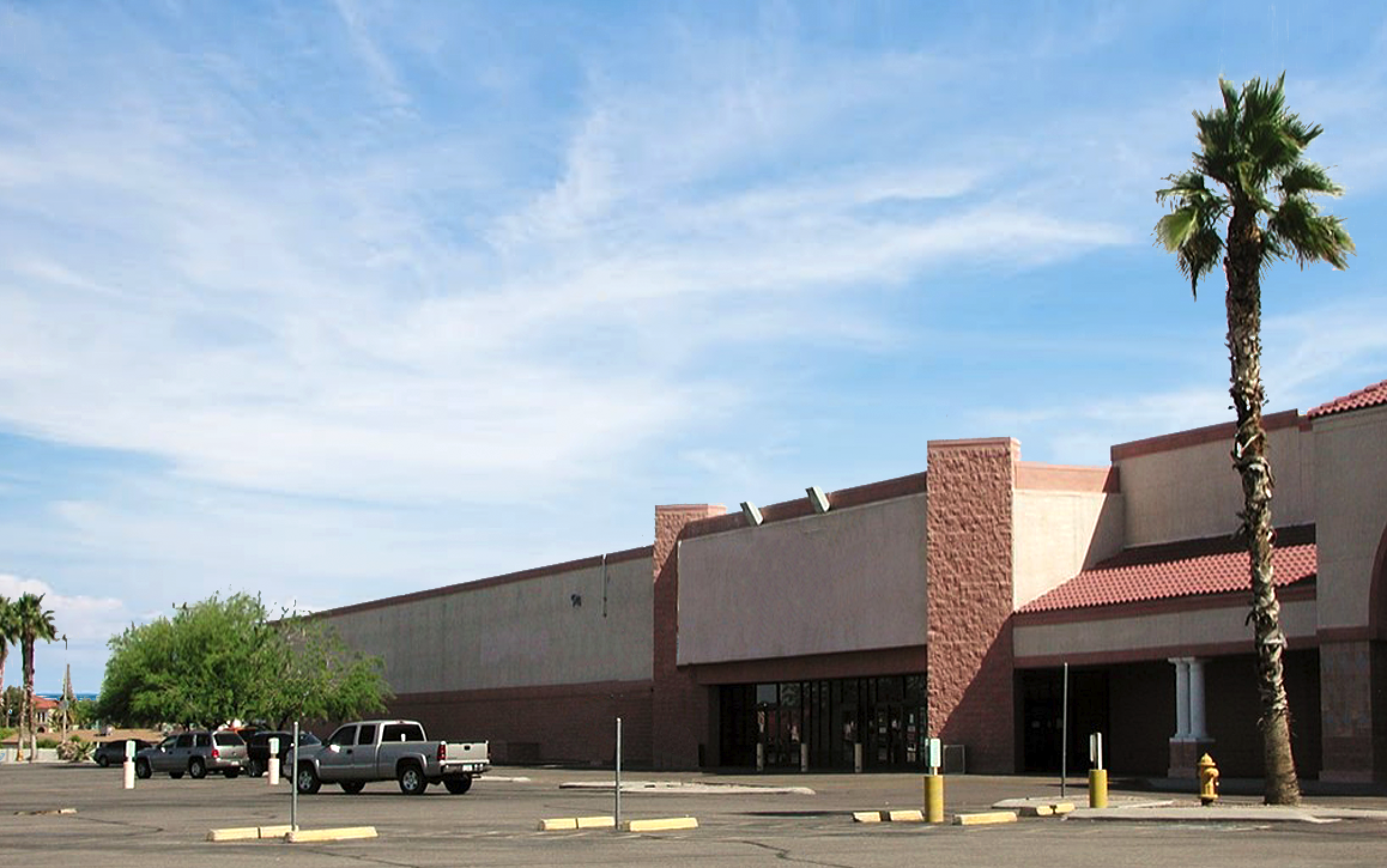 8200 W. Peoria Ave, Peoria, AZ Retail Leasing REIN & GROSSOEHME